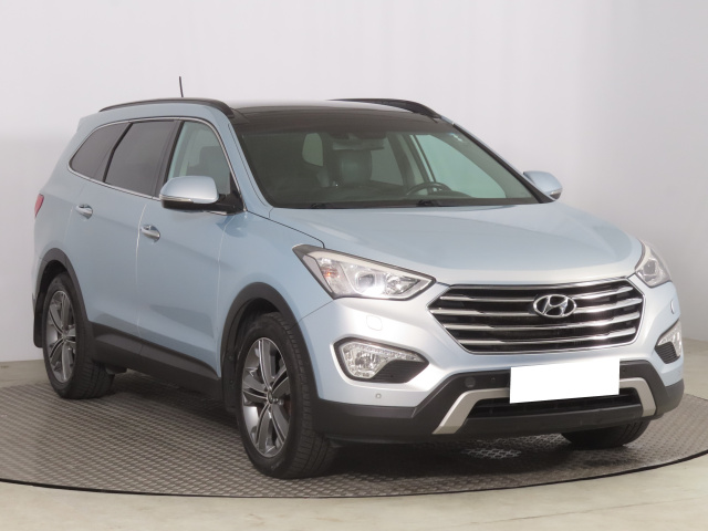 Hyundai Grand Santa Fe 2015