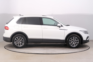 Volkswagen Tiguan - 2023