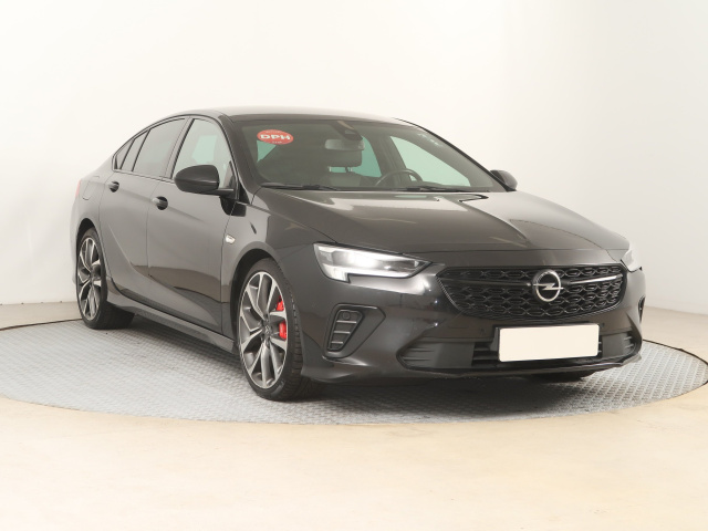 Opel Insignia 2021