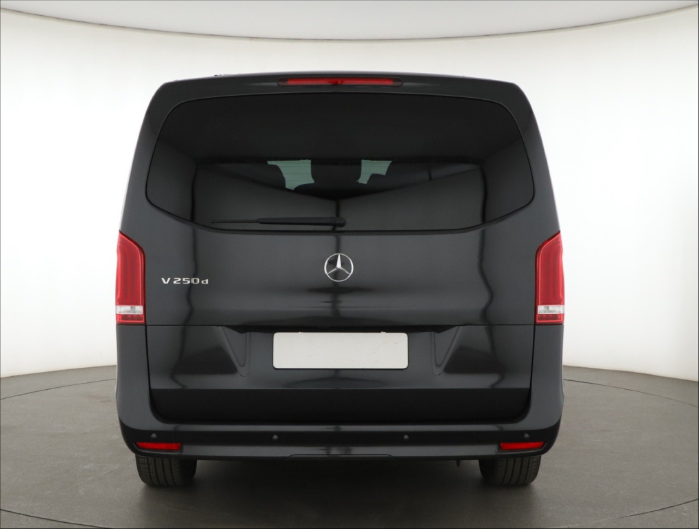 Mercedes-Benz V