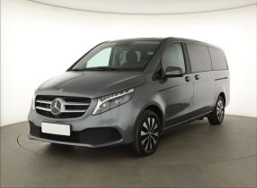 Mercedes-Benz V - 2023