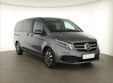 Mercedes-Benz V - 2023