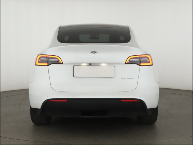 Tesla Model Y - 2022