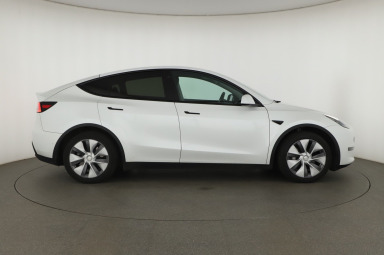 Tesla Model Y - 2022