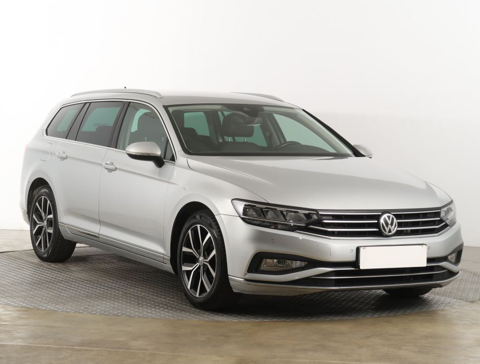 Volkswagen Passat - 2020