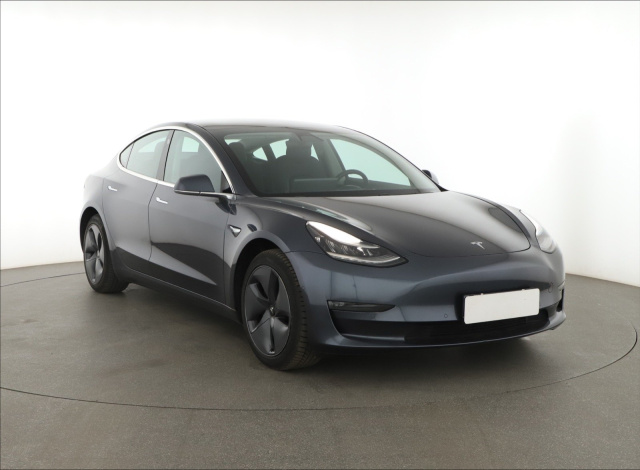 Tesla Model 3 2019