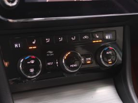Škoda Superb - 2020