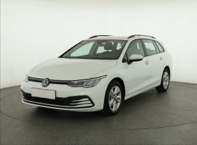 Volkswagen Golf - 2021