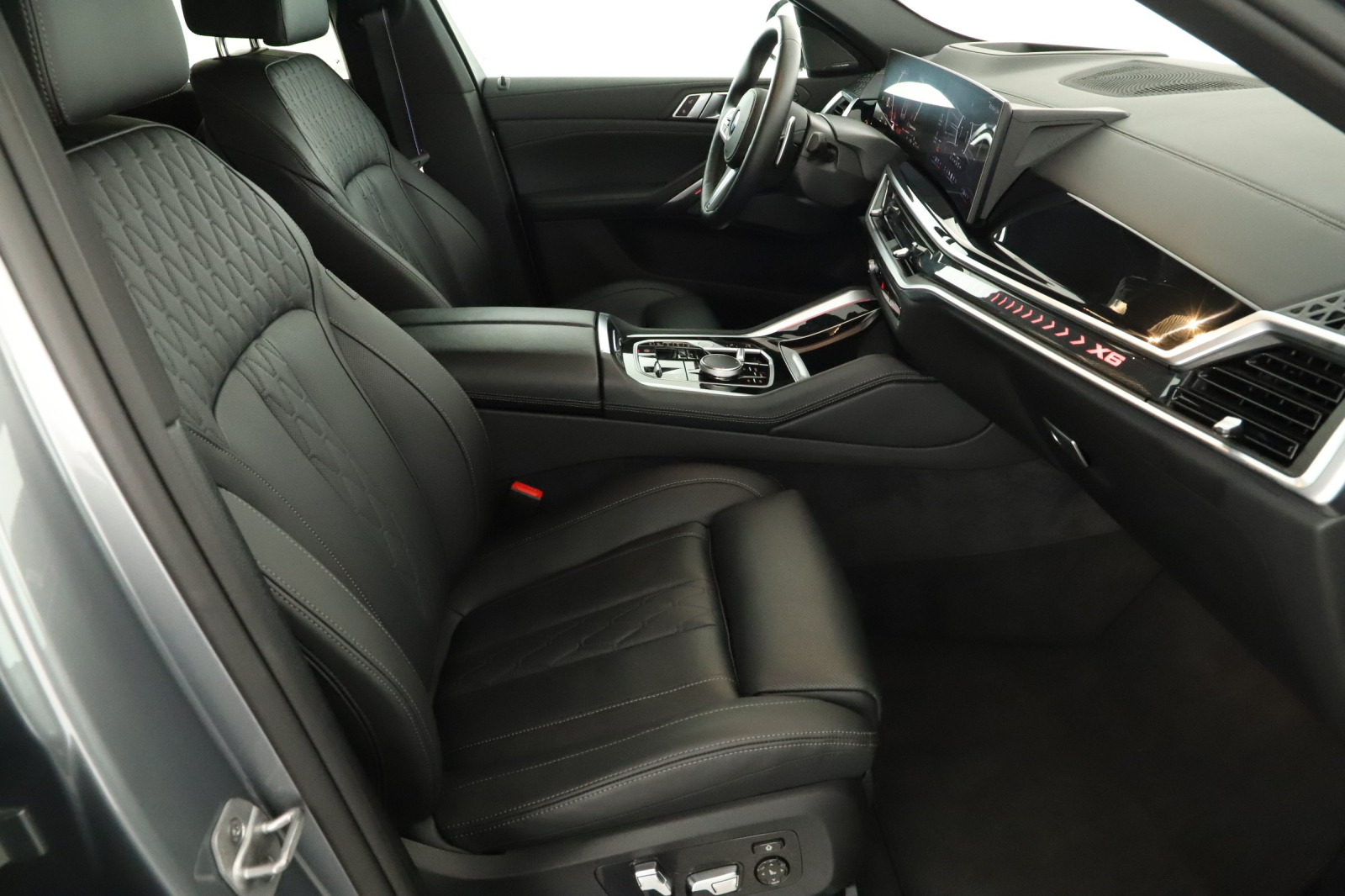 BMW X6 - 2025