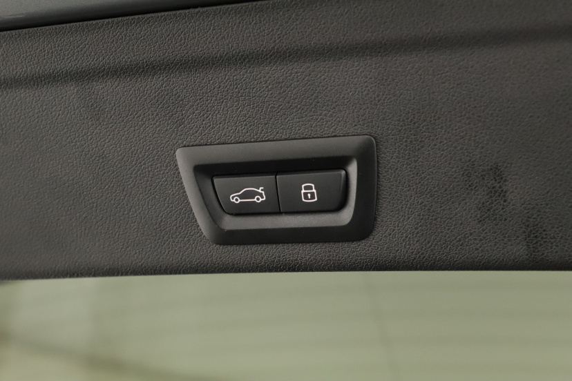 BMW X6, 2025