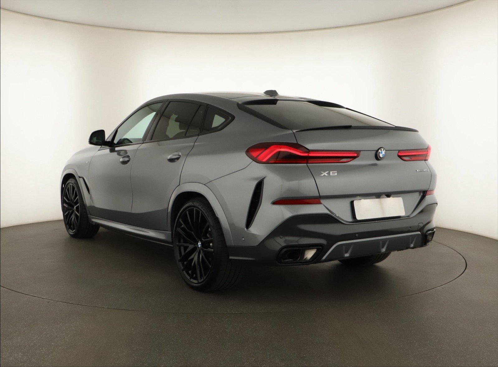 BMW X6 - 2025