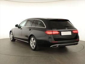 Mercedes-Benz E - 2018