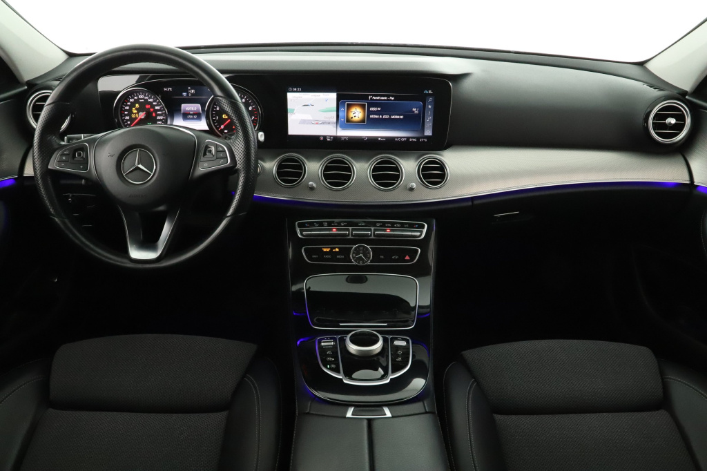 Mercedes-Benz E