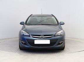 Opel Astra - 2012
