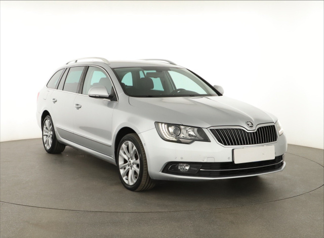 Škoda Superb, 2014