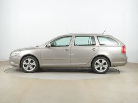Skoda Octavia - 2011