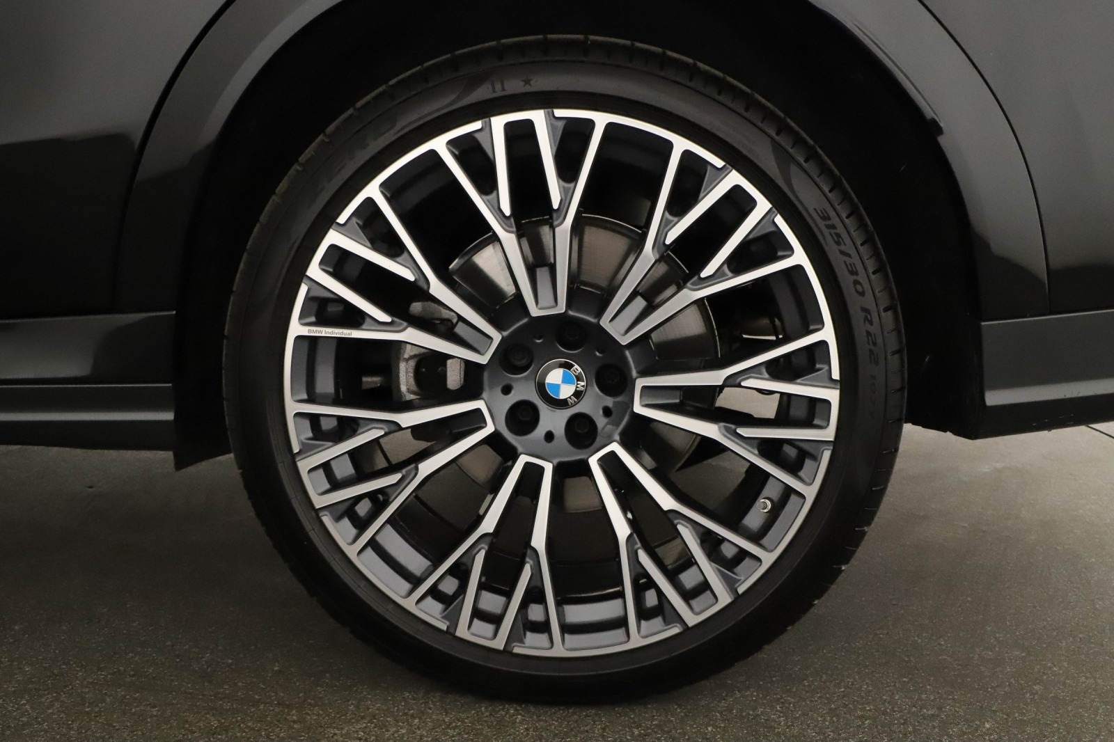 BMW X6 - 2025