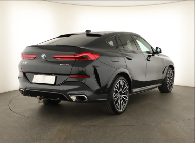 BMW X6 - 2025