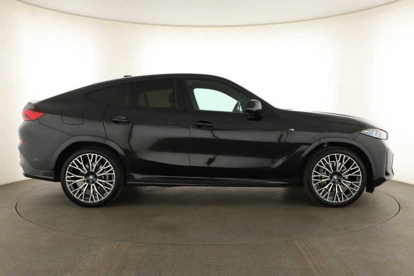BMW X6, 2025