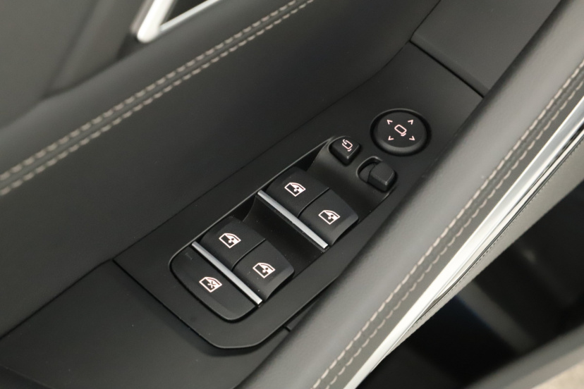 BMW X6, 2025