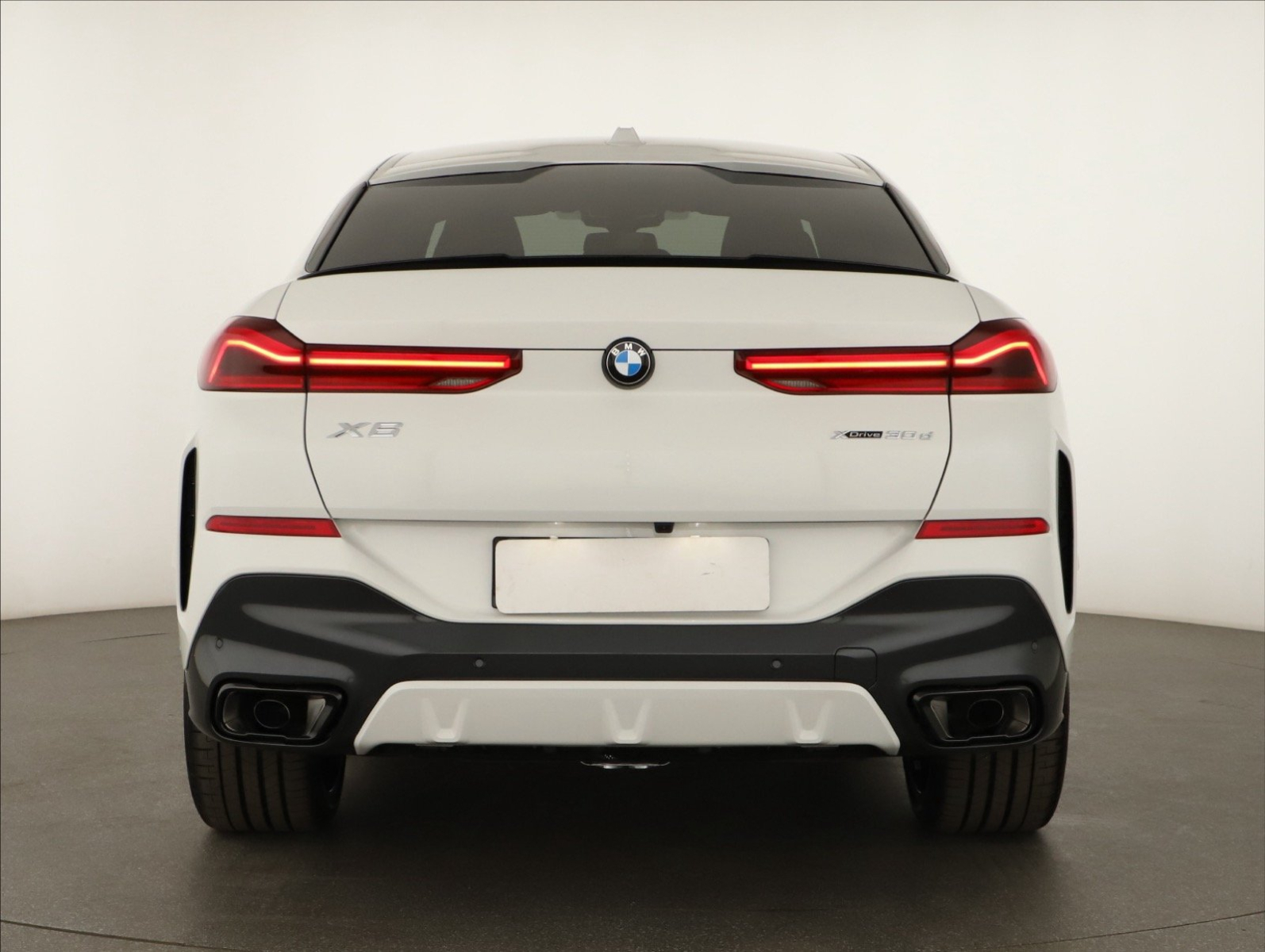 BMW X6 - 2025