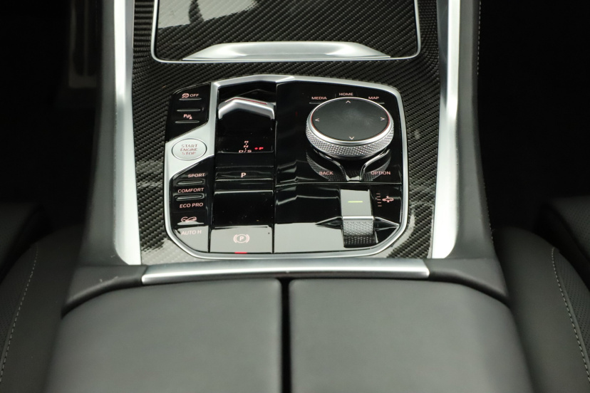 BMW X6, 2025