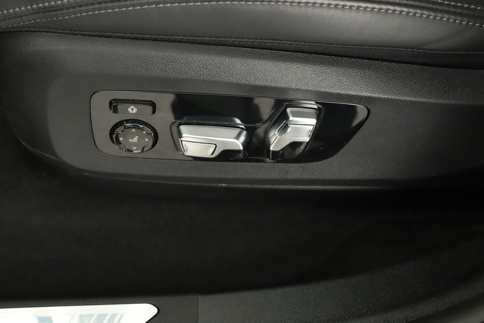 BMW X6 - 2025