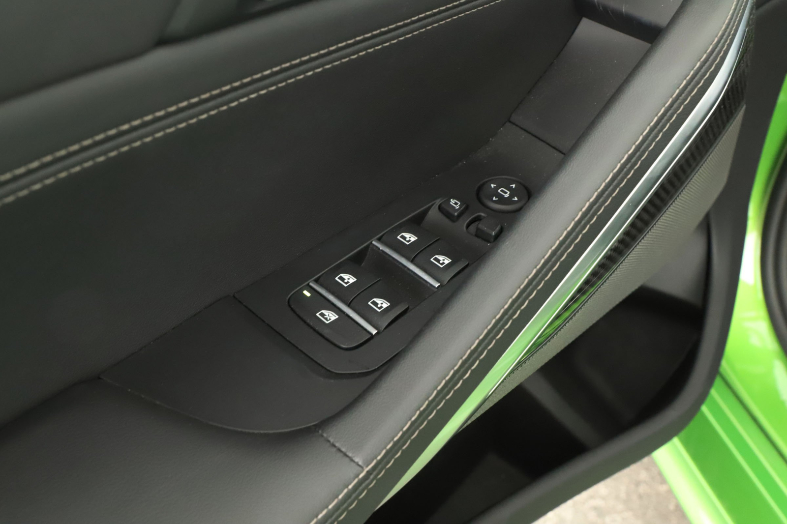 BMW X6 - 2025