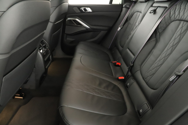 BMW X6 - 2025