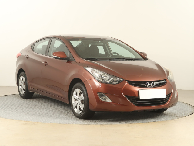 Hyundai Elantra 2012