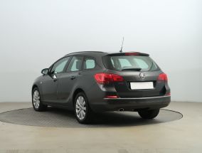 Opel Astra - 2015