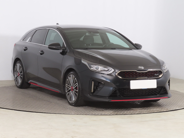Kia ProCeed 2021