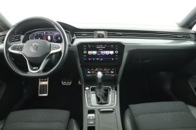 Volkswagen Passat - 2021