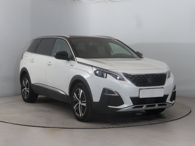 Peugeot 5008 2020