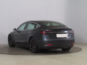 Tesla Model 3 - 2019