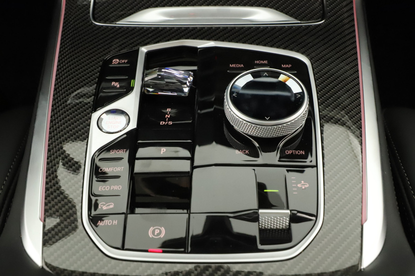 BMW X7, 2025