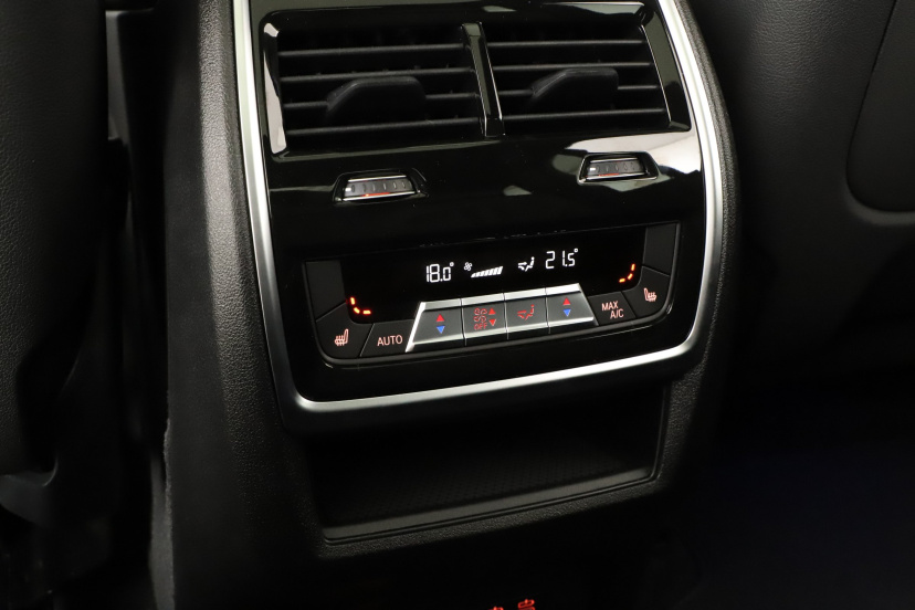 BMW X7, 2025
