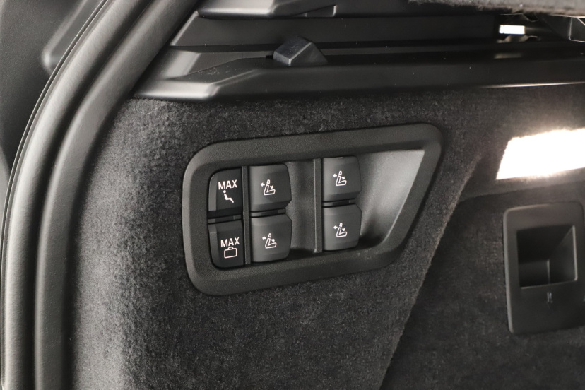 BMW X7, 2025