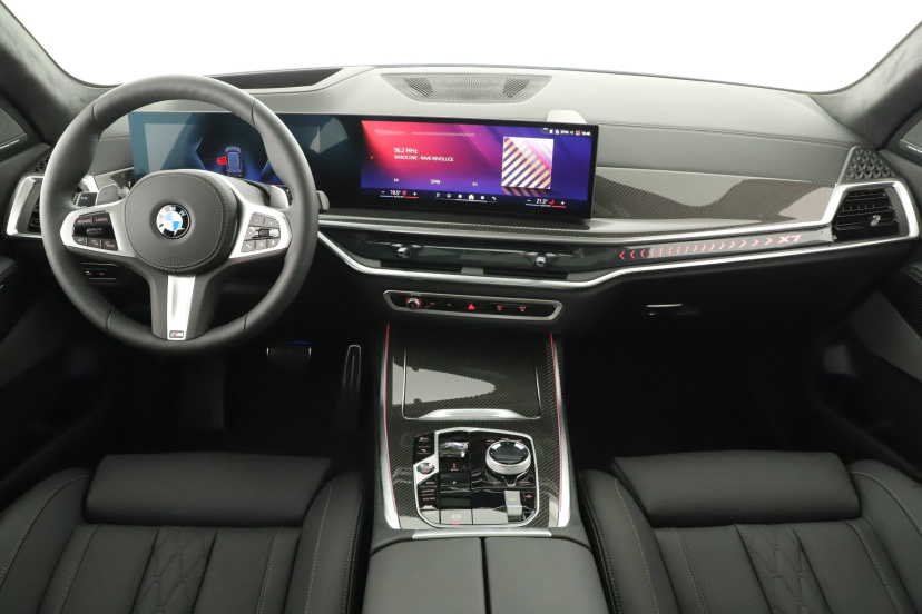 BMW X7, 2025