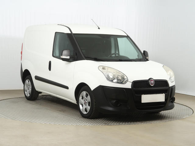 Fiat Doblo 2012