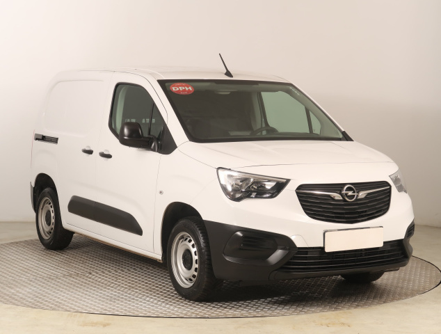 Opel Combo 2024