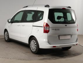 Ford Tourneo Courier - 2020
