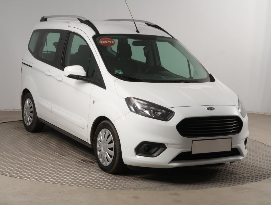 Ford Tourneo Courier - 2020