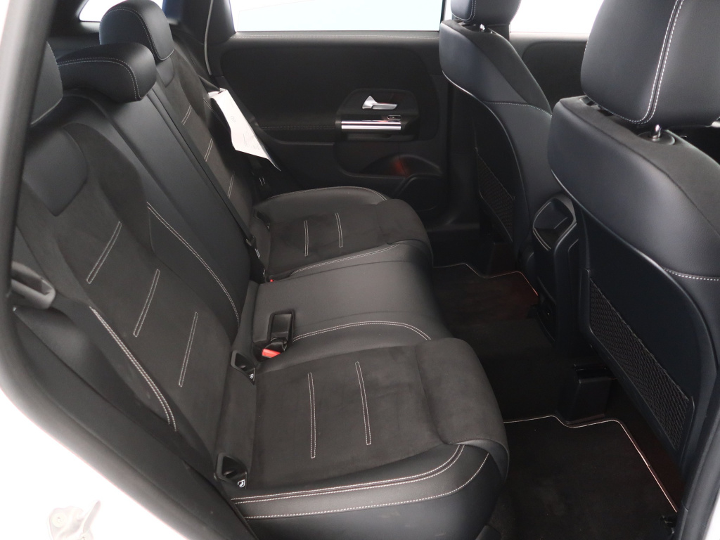 Mercedes-Benz B
