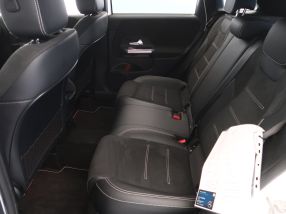 Mercedes-Benz B - 2020