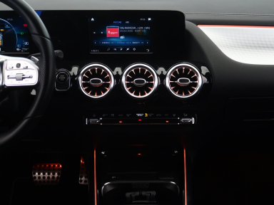 Mercedes-Benz B - 2020