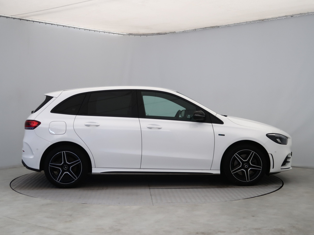 Mercedes-Benz B