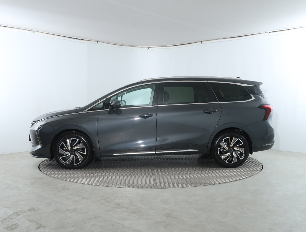 Dongfeng U-Tour
