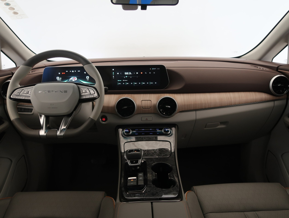 Dongfeng U-Tour
