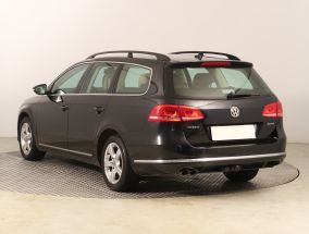 Volkswagen Passat - 2012